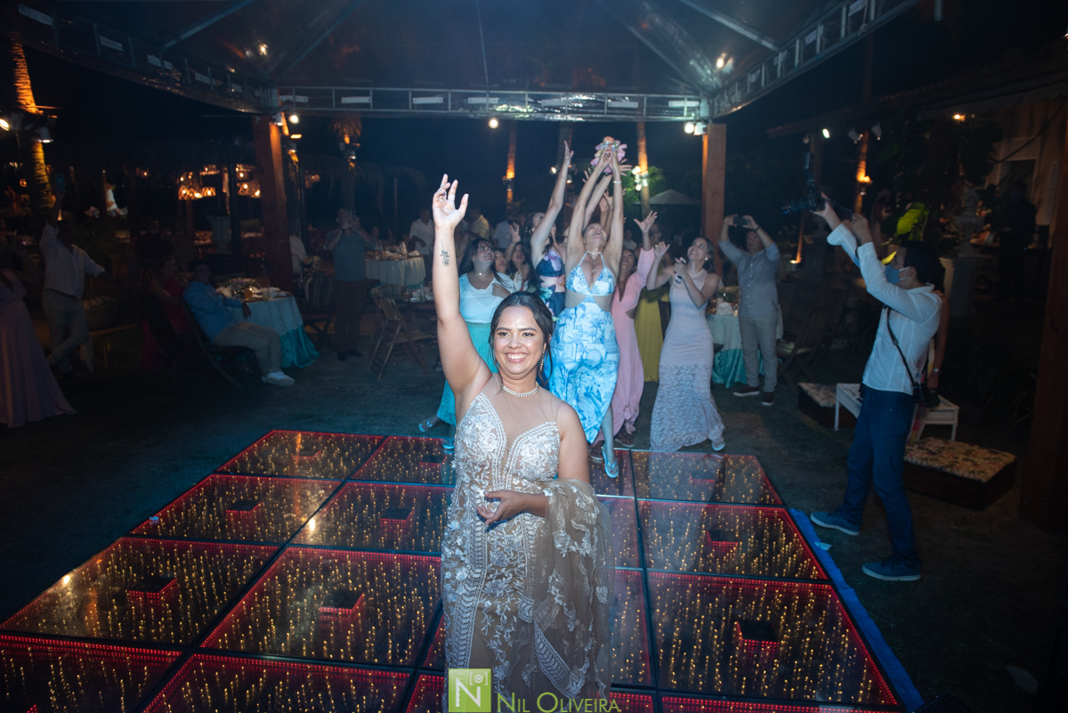 Fotógrafo de casamento Maceió, Cerimônia e Recepção: Villa Del Mare “Alagoas”
, Alex lima Decor, Ac2 Assessoria e Cerimonial, Cabelo e make up: Praquê Salão
, Vestido da Noiva Arrazo noivas, Villa Del Mare “Alagoas, Leve Amor Music, Nathan Santos Cake
