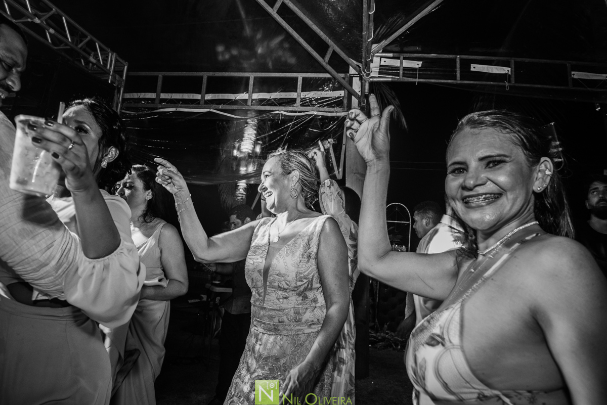 Fotógrafo de casamento Maceió, Cerimônia e Recepção: Villa Del Mare “Alagoas”
, Alex lima Decor, Ac2 Assessoria e Cerimonial, Cabelo e make up: Praquê Salão
, Vestido da Noiva Arrazo noivas, Villa Del Mare “Alagoas, Leve Amor Music, Nathan Santos Cake
