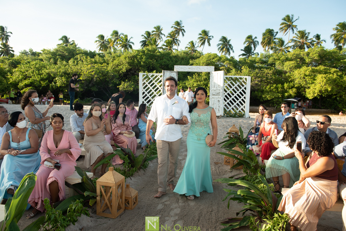 Fotógrafo de casamento Maceió, Cerimônia e Recepção: Villa Del Mare “Alagoas”
, Alex lima Decor, Ac2 Assessoria e Cerimonial, Cabelo e make up: Praquê Salão
, Vestido da Noiva Arrazo noivas, Villa Del Mare “Alagoas, Leve Amor Music, Nathan Santos Cake
