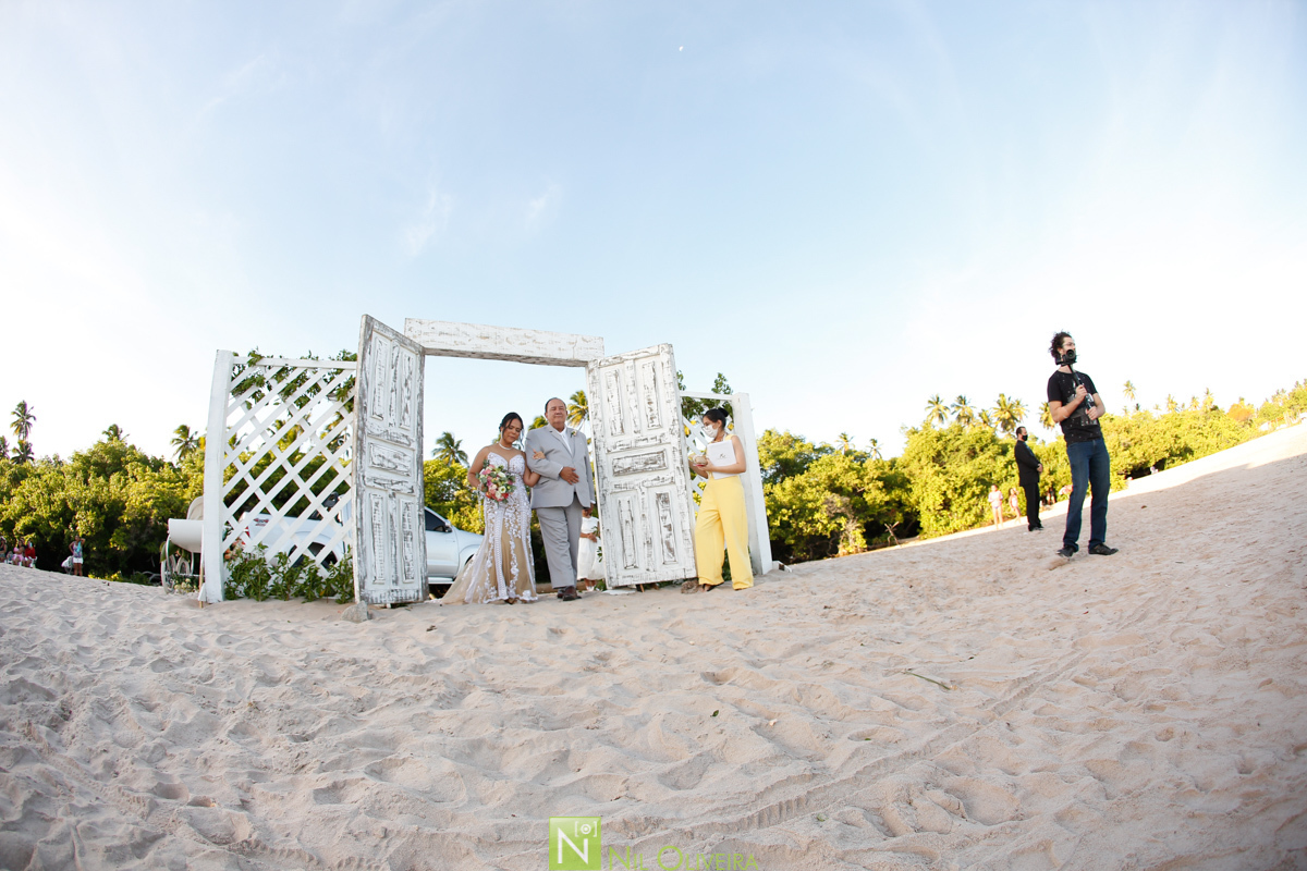 Fotógrafo de casamento Maceió, Cerimônia e Recepção: Villa Del Mare “Alagoas”
, Alex lima Decor, Ac2 Assessoria e Cerimonial, Cabelo e make up: Praquê Salão
, Vestido da Noiva Arrazo noivas, Villa Del Mare “Alagoas, Leve Amor Music, Nathan Santos Cake
