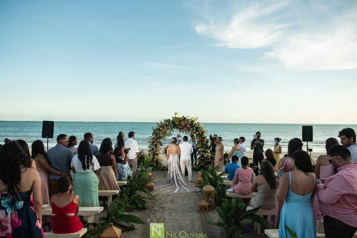 Fotógrafo de casamento Maceió, Cerimônia e Recepção: Villa Del Mare “Alagoas”
, Alex lima Decor, Ac2 Assessoria e Cerimonial, Cabelo e make up: Praquê Salão
, Vestido da Noiva Arrazo noivas, Villa Del Mare “Alagoas, Leve Amor Music, Nathan Santos Cake
