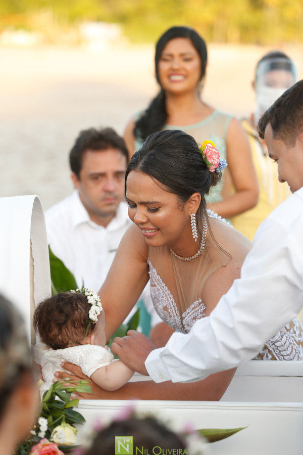 Fotógrafo de casamento Maceió, Cerimônia e Recepção: Villa Del Mare “Alagoas”
, Alex lima Decor, Ac2 Assessoria e Cerimonial, Cabelo e make up: Praquê Salão
, Vestido da Noiva Arrazo noivas, Villa Del Mare “Alagoas, Leve Amor Music, Nathan Santos Cake
