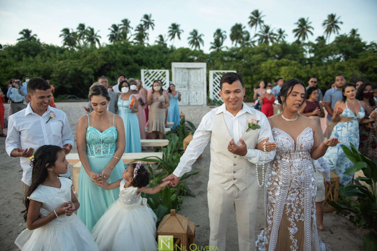 Fotógrafo de casamento Maceió, Cerimônia e Recepção: Villa Del Mare “Alagoas”
, Alex lima Decor, Ac2 Assessoria e Cerimonial, Cabelo e make up: Praquê Salão
, Vestido da Noiva Arrazo noivas, Villa Del Mare “Alagoas, Leve Amor Music, Nathan Santos Cake
