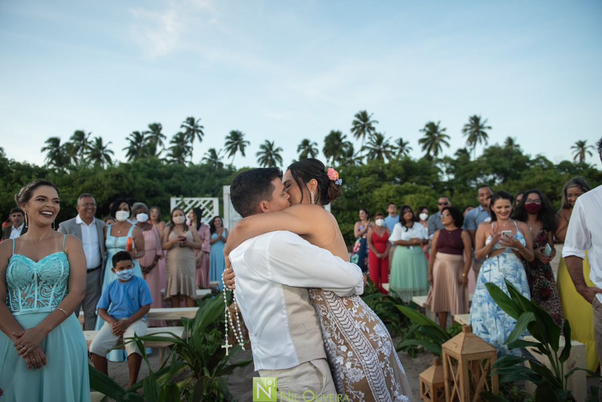Fotógrafo de casamento Maceió, Cerimônia e Recepção: Villa Del Mare “Alagoas”
, Alex lima Decor, Ac2 Assessoria e Cerimonial, Cabelo e make up: Praquê Salão
, Vestido da Noiva Arrazo noivas, Villa Del Mare “Alagoas, Leve Amor Music, Nathan Santos Cake
