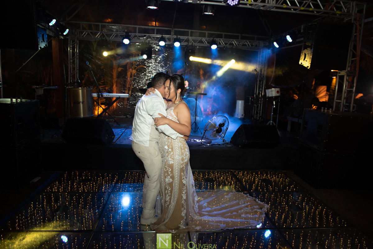 Fotógrafo de casamento Maceió, Cerimônia e Recepção: Villa Del Mare “Alagoas”
, Alex lima Decor, Ac2 Assessoria e Cerimonial, Cabelo e make up: Praquê Salão
, Vestido da Noiva Arrazo noivas, Villa Del Mare “Alagoas, Leve Amor Music, Nathan Santos Cake
