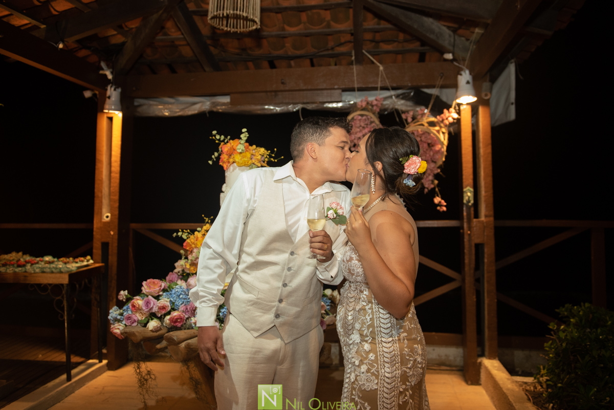 Fotógrafo de casamento Maceió, Cerimônia e Recepção: Villa Del Mare “Alagoas”
, Alex lima Decor, Ac2 Assessoria e Cerimonial, Cabelo e make up: Praquê Salão
, Vestido da Noiva Arrazo noivas, Villa Del Mare “Alagoas, Leve Amor Music, Nathan Santos Cake
