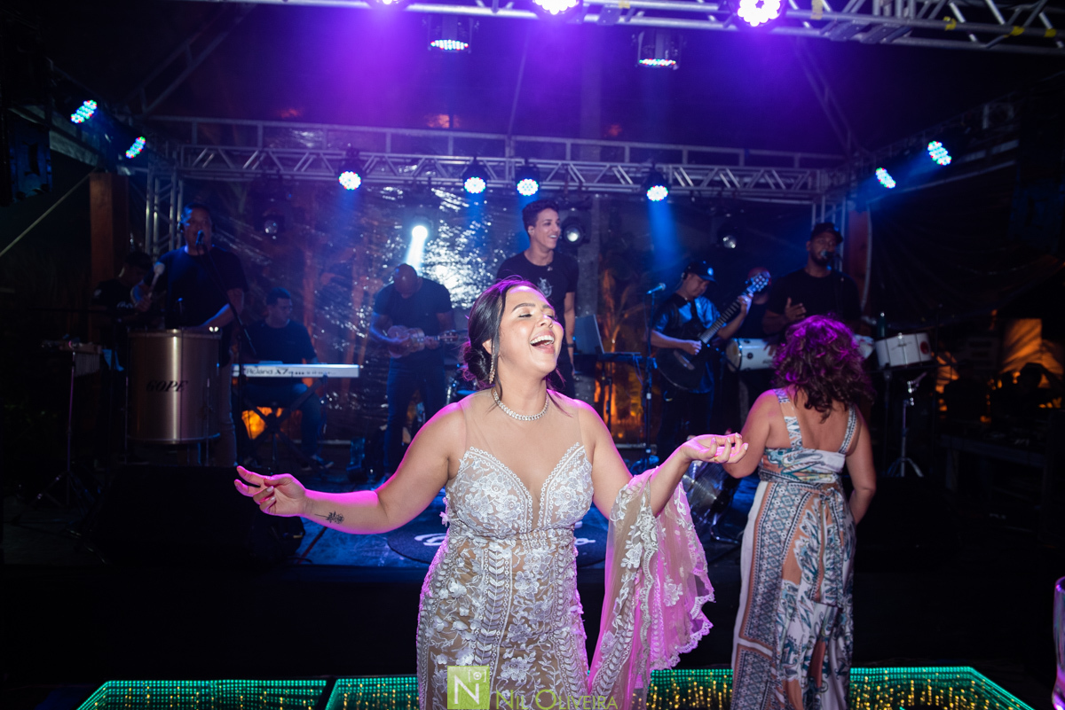 Fotógrafo de casamento Maceió, Cerimônia e Recepção: Villa Del Mare “Alagoas”
, Alex lima Decor, Ac2 Assessoria e Cerimonial, Cabelo e make up: Praquê Salão
, Vestido da Noiva Arrazo noivas, Villa Del Mare “Alagoas, Leve Amor Music, Nathan Santos Cake
