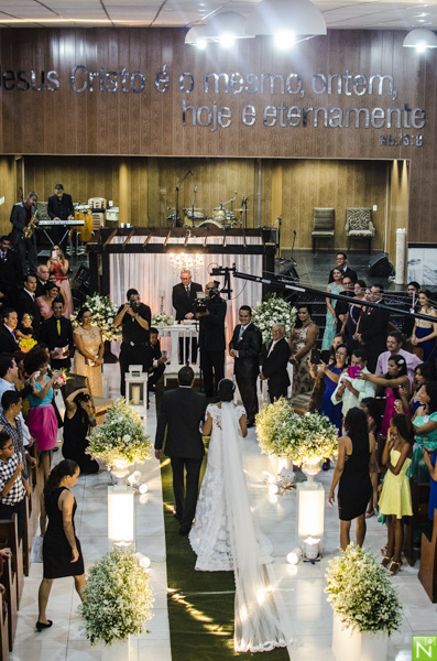 casamento-maceio-alagoas-salão-reviver-maceió-cassia-e-julio
Cerimonia-Igreja-do-Evangelho-Quadrangular-Decoração-Aline-Chaves-Iluminação-Cênica-Fusion-Cerimonial-Menina-Festas-Bolo-Vânia-Miranda-Salão-de-Festas-Reviver-Cabelo-Roberto-Lyra-Make-Dayse-Lima