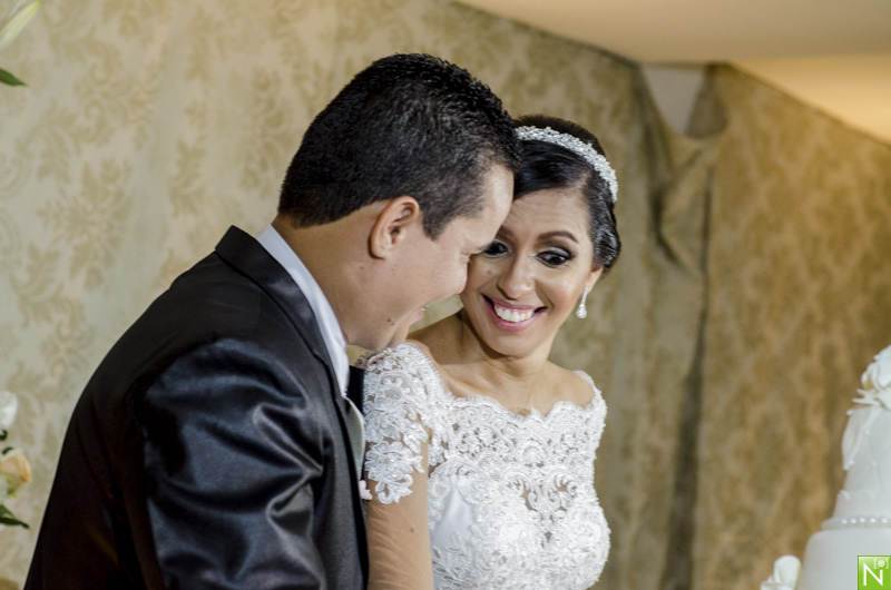 casamento-maceio-alagoas-salão-reviver-maceió-cassia-e-julio
Cerimonia-Igreja-do-Evangelho-Quadrangular-Decoração-Aline-Chaves-Iluminação-Cênica-Fusion-Cerimonial-Menina-Festas-Bolo-Vânia-Miranda-Salão-de-Festas-Reviver-Cabelo-Roberto-Lyra-Make-Dayse-Lima