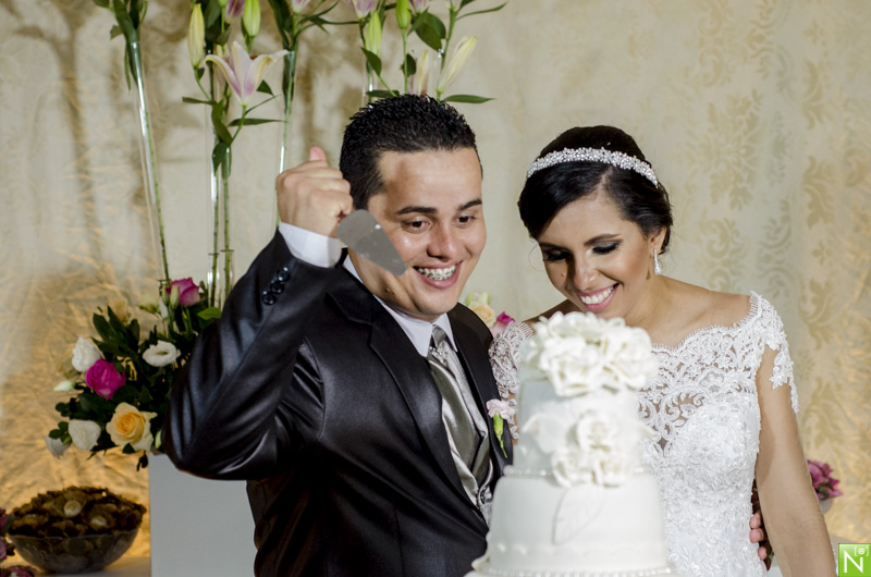casamento-maceio-alagoas-salão-reviver-maceió-cassia-e-julio
Cerimonia-Igreja-do-Evangelho-Quadrangular-Decoração-Aline-Chaves-Iluminação-Cênica-Fusion-Cerimonial-Menina-Festas-Bolo-Vânia-Miranda-Salão-de-Festas-Reviver-Cabelo-Roberto-Lyra-Make-Dayse-Lima