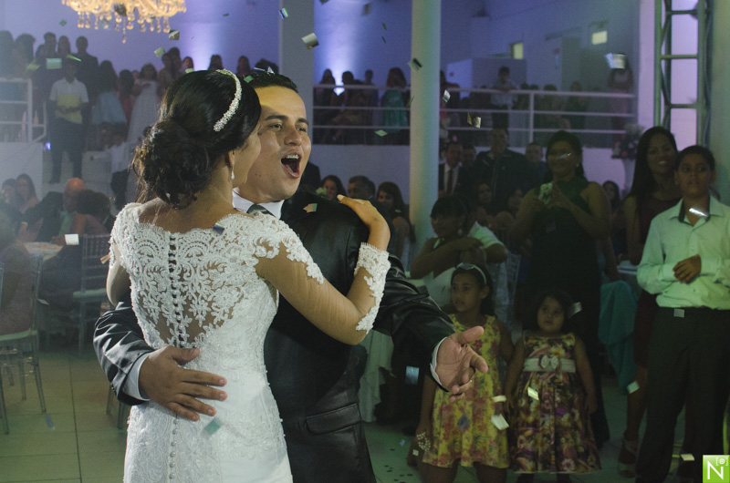 casamento-maceio-alagoas-salão-reviver-maceió-cassia-e-julio
Cerimonia-Igreja-do-Evangelho-Quadrangular-Decoração-Aline-Chaves-Iluminação-Cênica-Fusion-Cerimonial-Menina-Festas-Bolo-Vânia-Miranda-Salão-de-Festas-Reviver-Cabelo-Roberto-Lyra-Make-Dayse-Lima