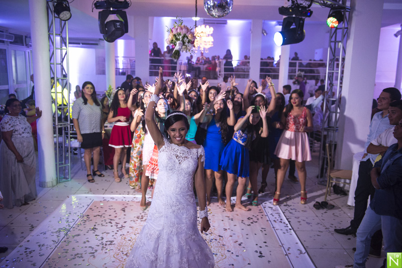casamento-maceio-alagoas-salão-reviver-maceió-cassia-e-julio
Cerimonia-Igreja-do-Evangelho-Quadrangular-Decoração-Aline-Chaves-Iluminação-Cênica-Fusion-Cerimonial-Menina-Festas-Bolo-Vânia-Miranda-Salão-de-Festas-Reviver-Cabelo-Roberto-Lyra-Make-Dayse-Lima