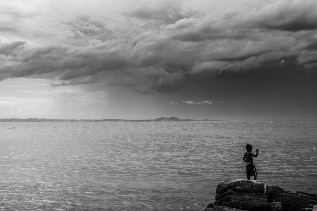 Menino na pedra - Azeda/Azedinha