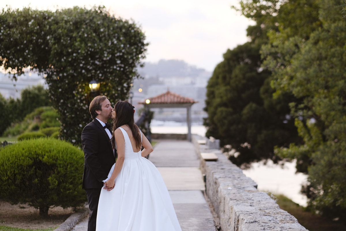 sessão de noivos na Torre Bella