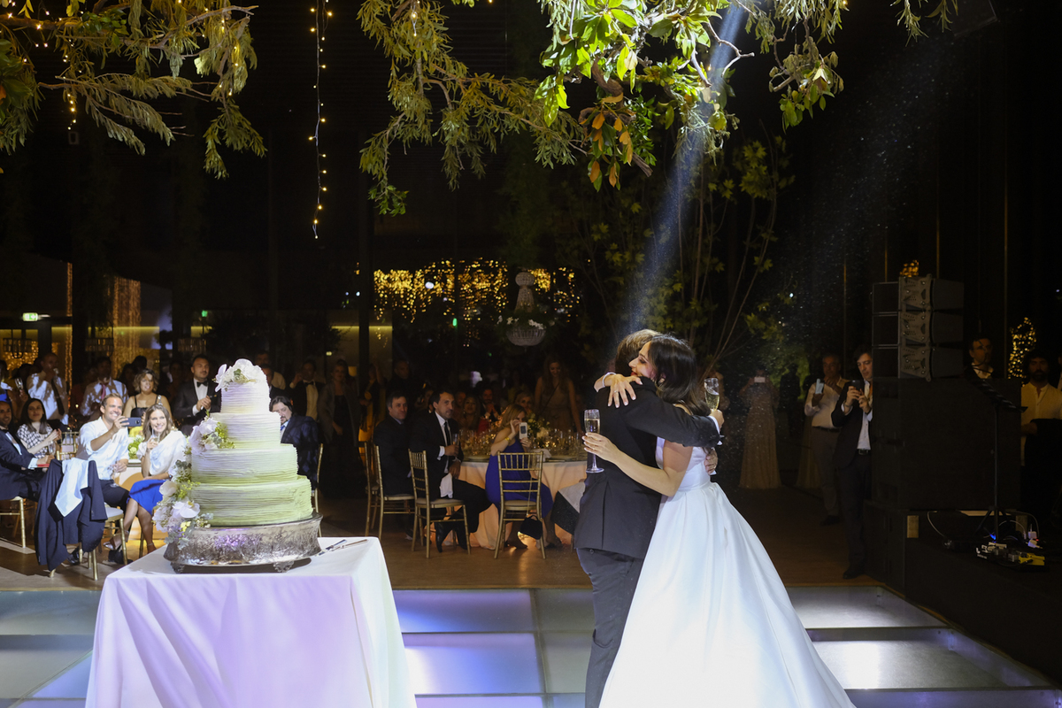 corte do bolo na Torre Bella