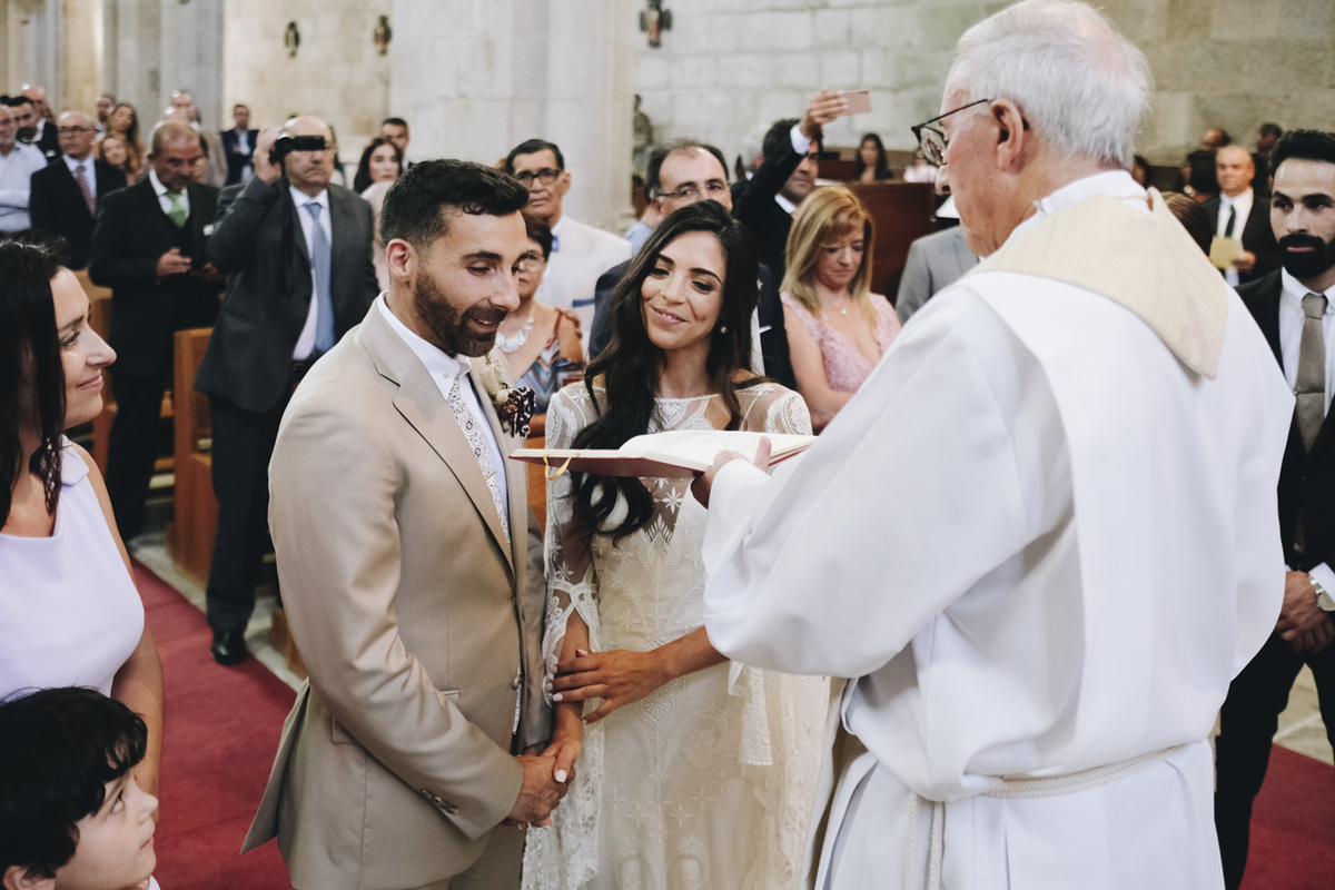cerimónia de casamento no Mosteiro de Leça de Balio, Portugal