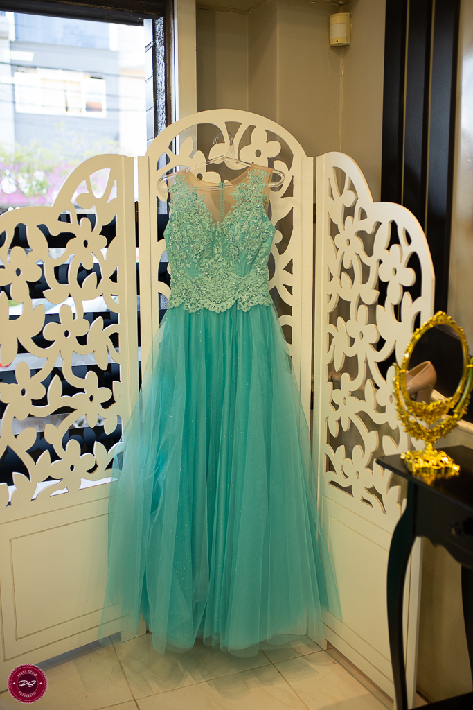 fotografia de 15 anos da Gabi realizado no Espaço Souza em Gravataí