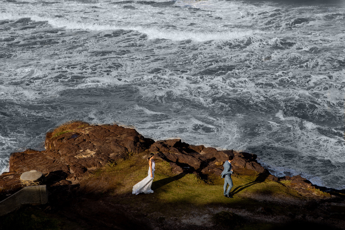 fotografo de casamento, noiva indo ao encontro do noivo