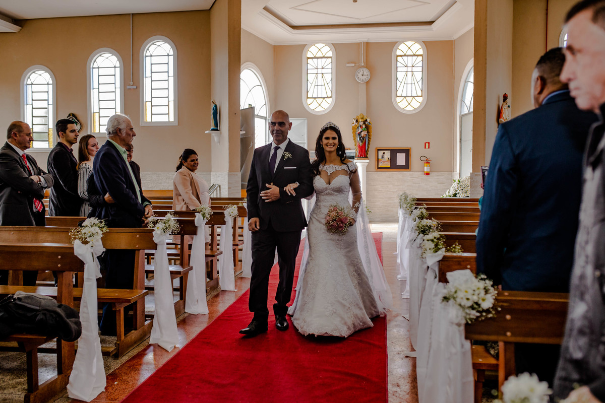 fotografo de casamento, entrada da noiva com o pai