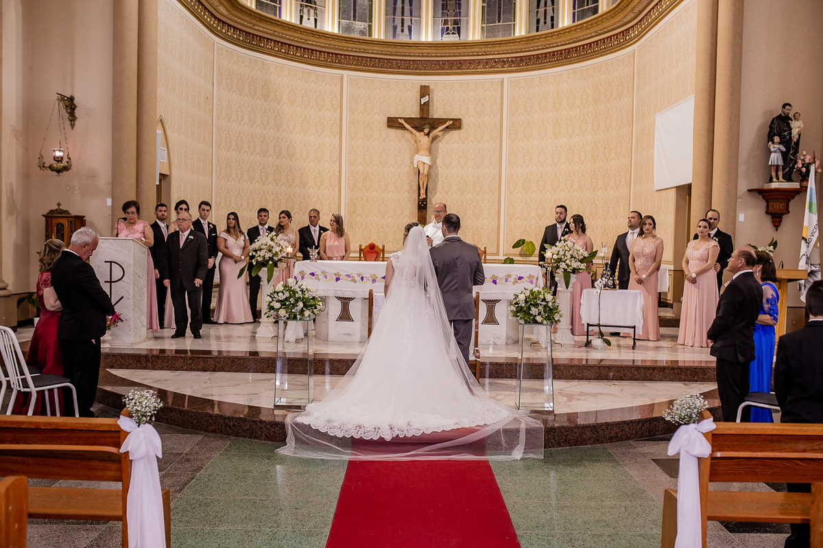 Fotografia de casamento pedro stein fotografia dos noivos no altar