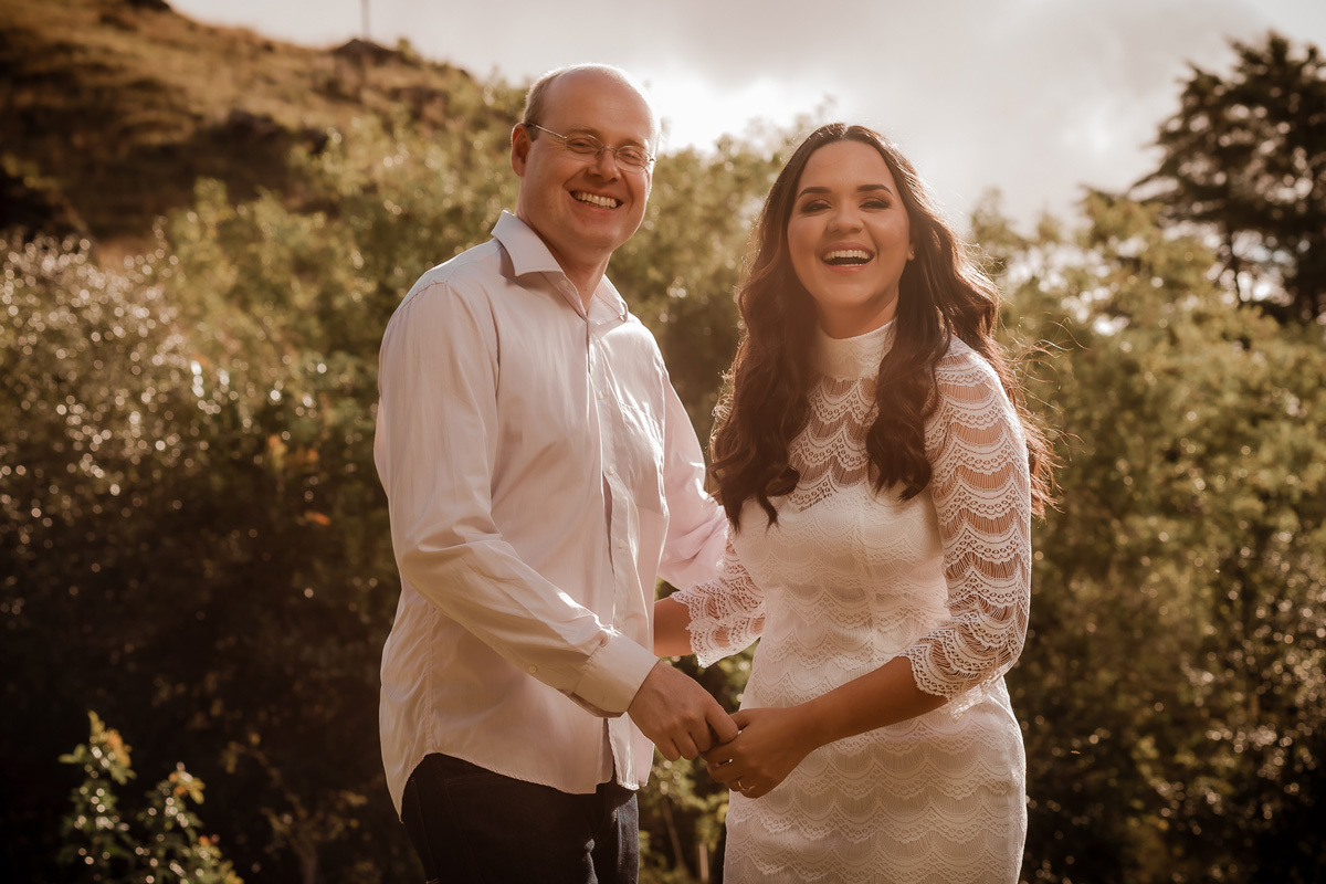 ensaio de casal, ensaio pre casamento, fotografia de casamento, casal sorrindo