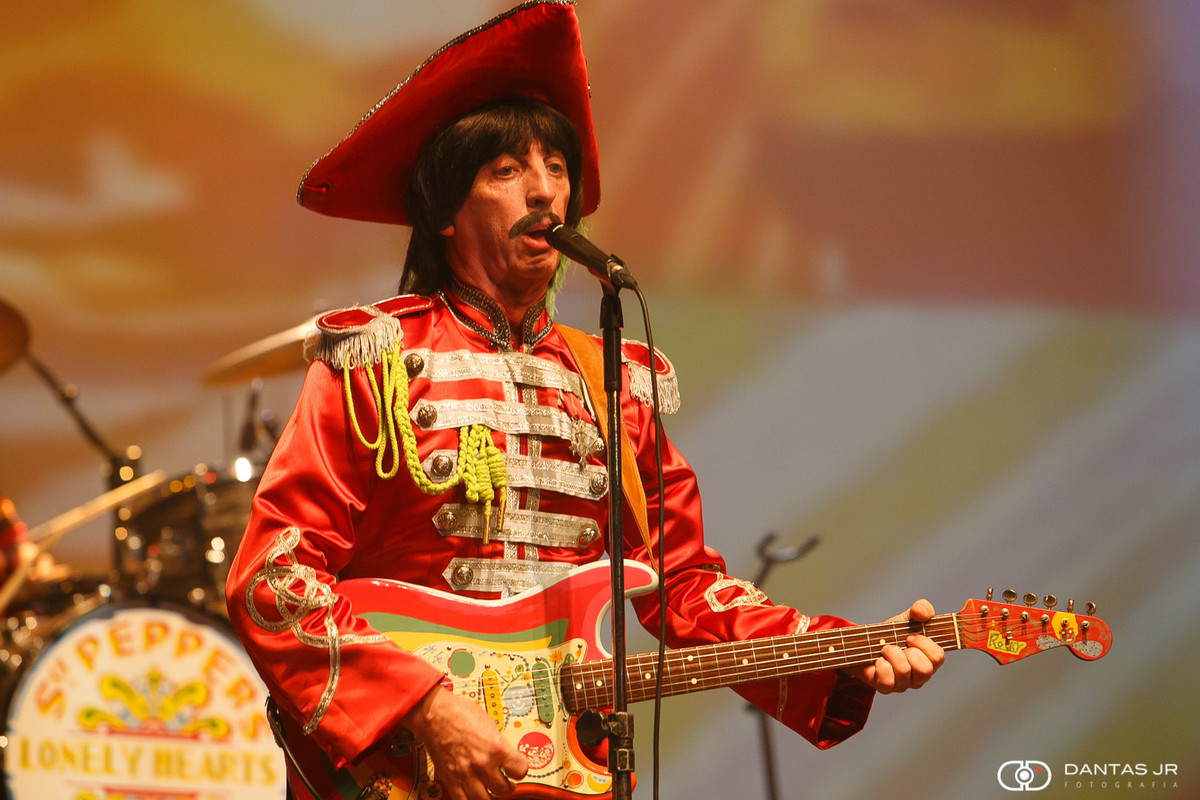 George Harrisson versão Sgt Pepper no Teatro Bradesco por Dantas Jr.