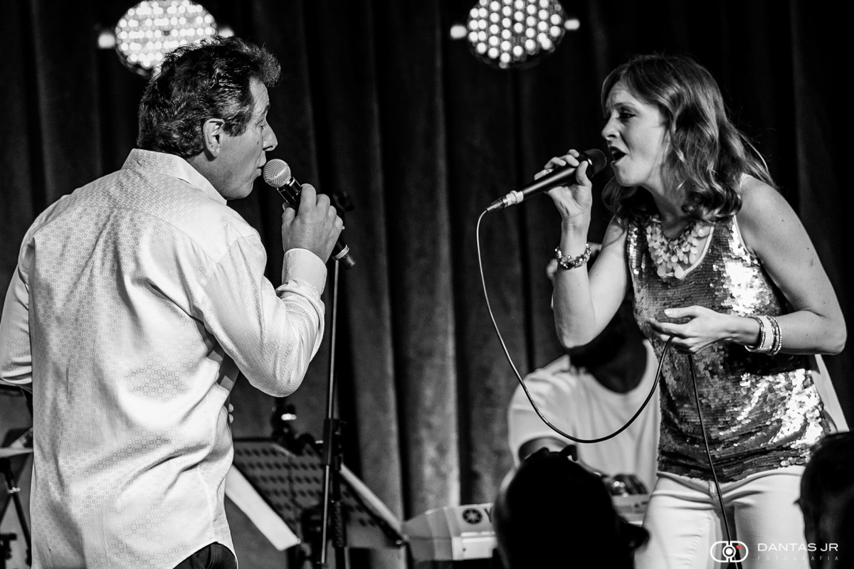 Joe Pizzulo em show de Sergio Mendes no Blue Note Rio por Dantas Jr.