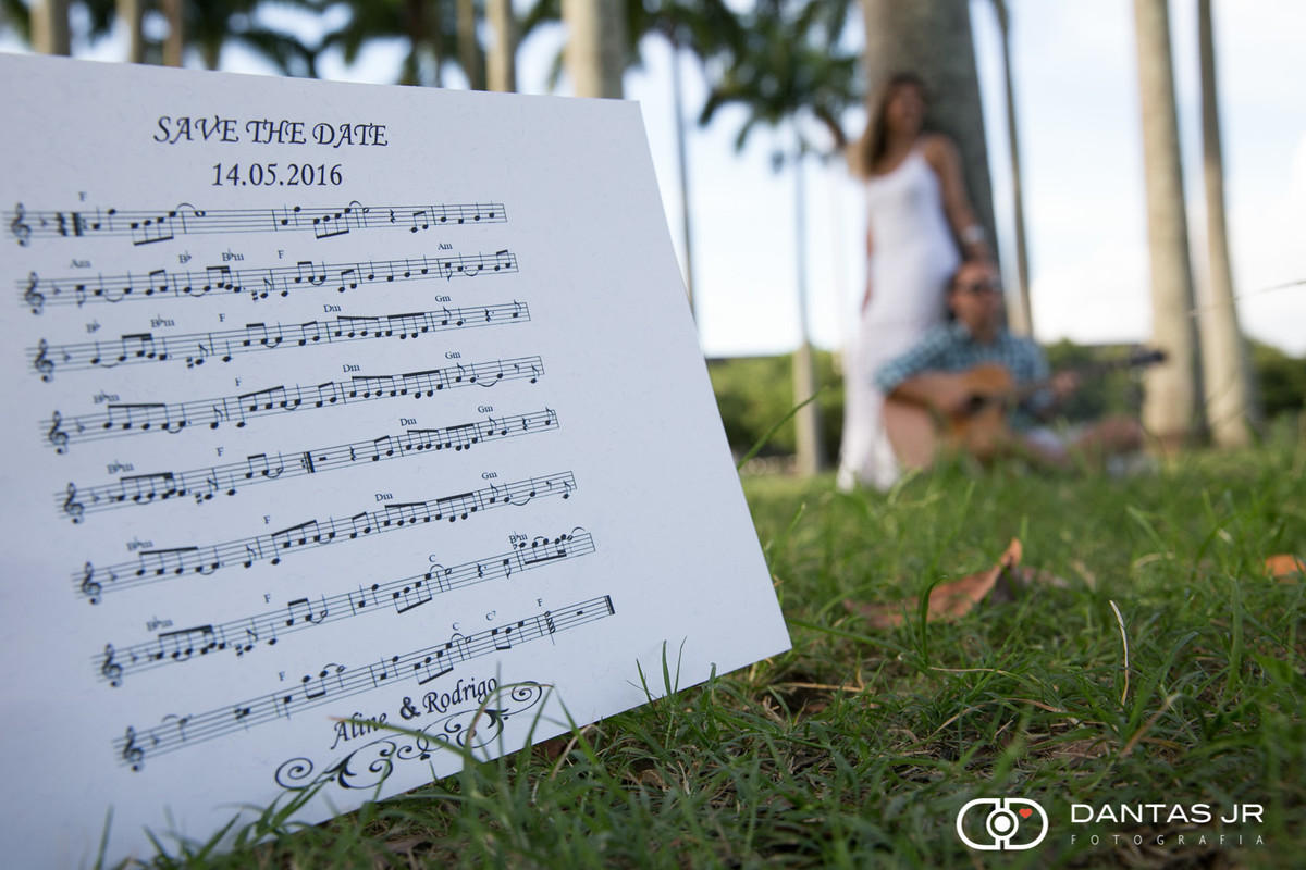 Save the Date com partitura de música dos Beatles