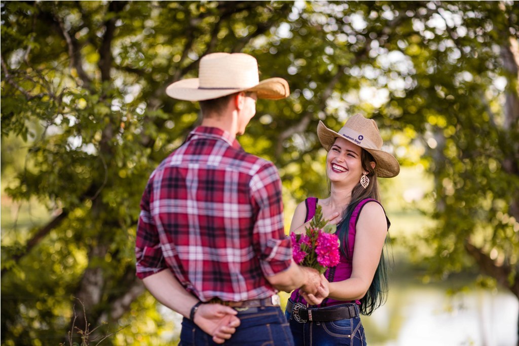 Ensaio Artur e Denise no sitio no campo