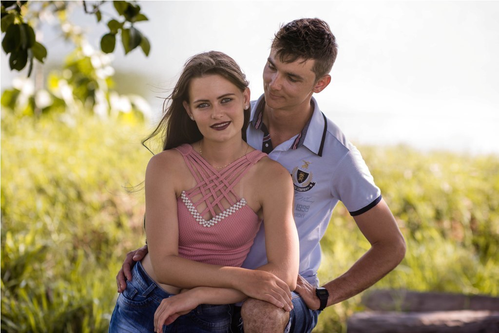 Ensaio Artur e Denise no sitio no campo