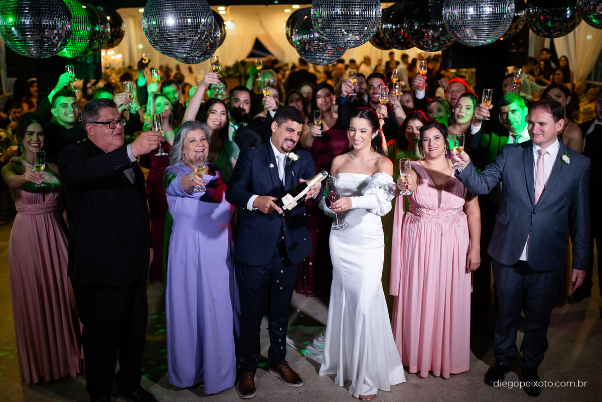 Brinde no casamento em caratinga