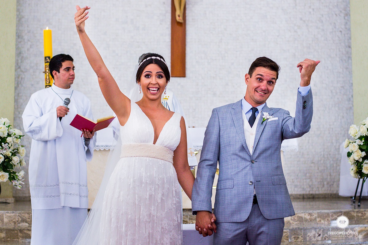 Fotos de casamento em juiz de fora, fotos de casamento a noite, fotos de casamento num salão de festa, fotos divertidas de casamento, casamento divertido, fotos engraçadas de casamento.
