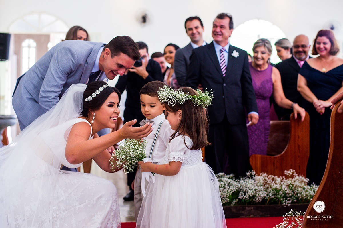 Fotos de casamento em juiz de fora, fotos de casamento a noite, fotos de casamento num salão de festa, fotos divertidas de casamento, casamento divertido, fotos engraçadas de casamento.