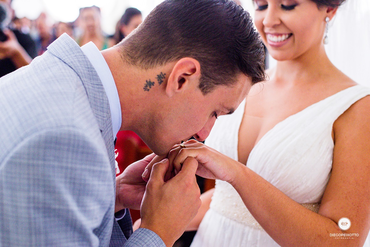 Fotos de casamento em juiz de fora, fotos de casamento a noite, fotos de casamento num salão de festa, fotos divertidas de casamento, casamento divertido, fotos engraçadas de casamento.