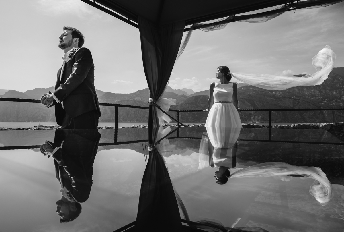 
Fotografia de Casamento; Casamento Intimista; Noiva; Noivos; Elopement; Wedding; Casamento de Sonho; Rock my wedding; Destinations Wedding; Portugal; Fotógrafo de Aveiro; Fotografo de Casamento; Noivos; Solteiros; Lake Como; Vestido de Noiva; Italia