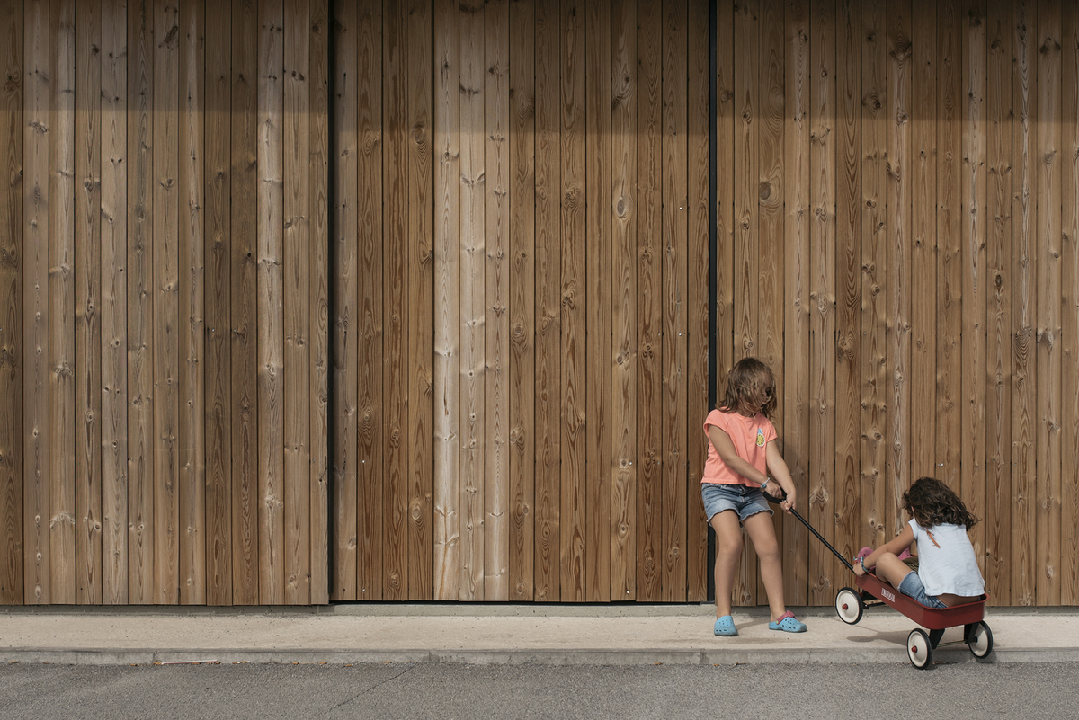 Fotografo Aveiro; Portugal; Familia; Crianças; Criatividade; Felicidade; Retratos; Cor; Cumplicidade; Fotografia de Familia; Child; Fotografia Infantil; Geometria; Brincadeira; Irmãs; Best Photographer; Amor; Melhor Fotografo de Familia