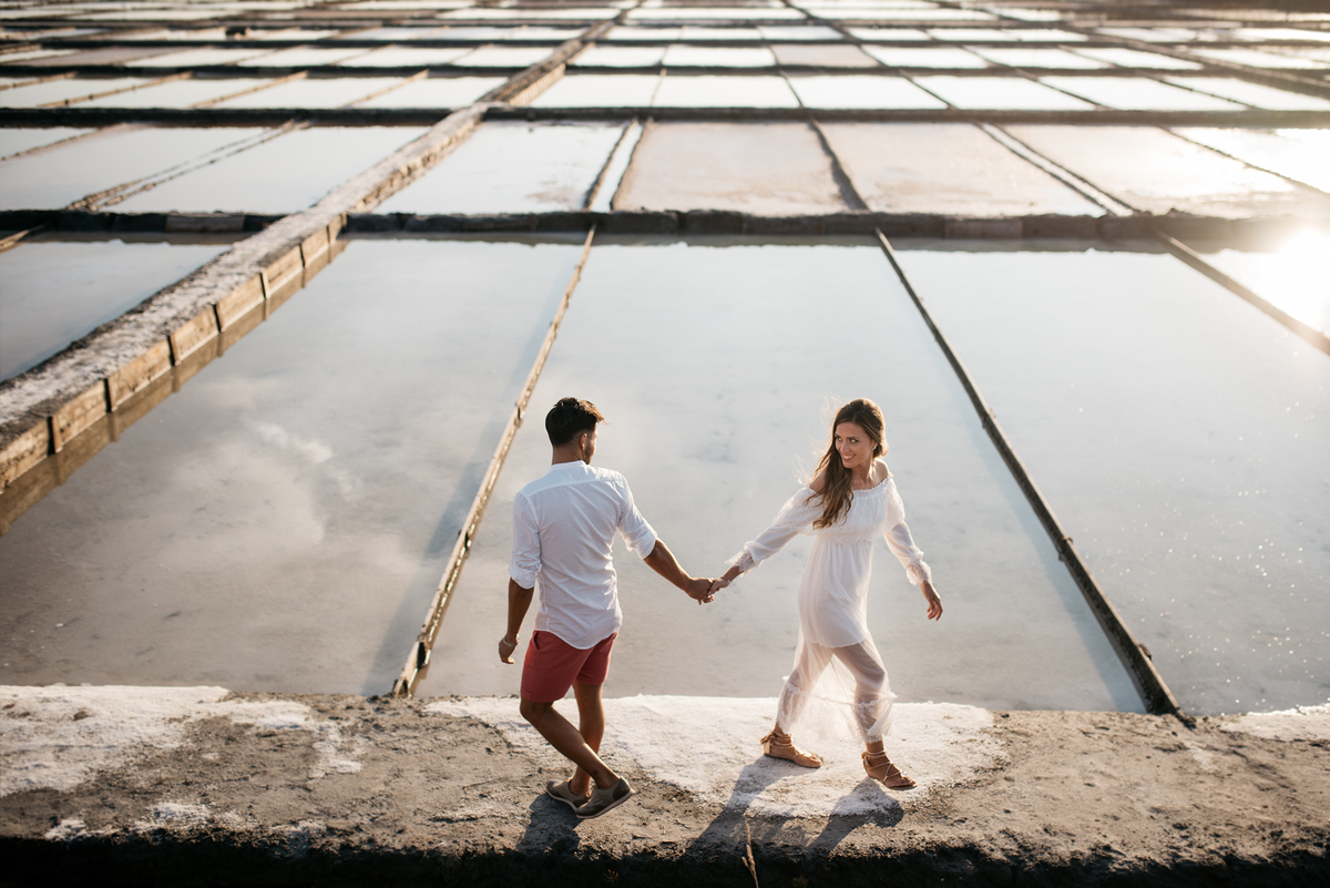 Best Portuguese Photographer; Fotografo de Casamento; Aveiro; Salinas; Wedding Portugal; Sessão de solteiros; casal; noivos; Wedding Portugal; Wedding Photography; Geometria; Vestidos de noiva; Melhores Fotografias de Casamento