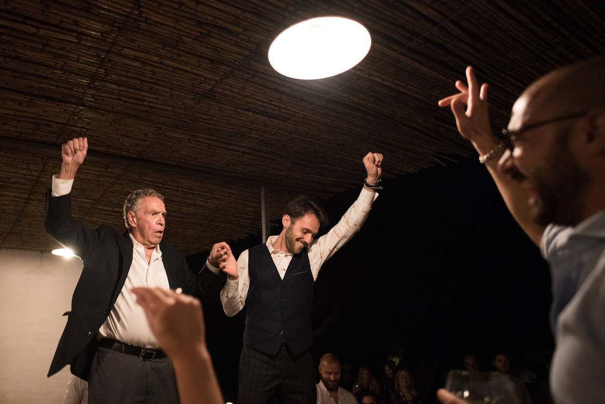 Fotografia de Casamento; Alentejo; Casar em Portugal; Sessão de Solteiros; Wedding; Vestidos de Noiva, Melhores Fotógrafos de Portugal; Noivos, Couple; Casal; Wedding Ideas; Cumplicidade; Afeto; Amor, Casamento; Noivado; Casamento Original