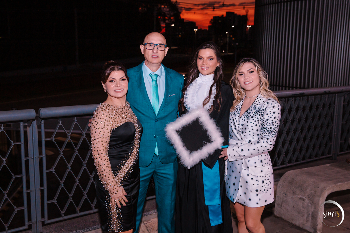 Formatura
Formanda
Formatura Porto Alegre
ESPM
SimiS Fotografia