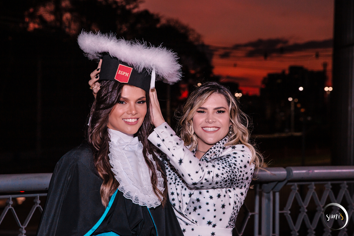 Formatura
Formanda
Formatura Porto Alegre
ESPM
SimiS Fotografia