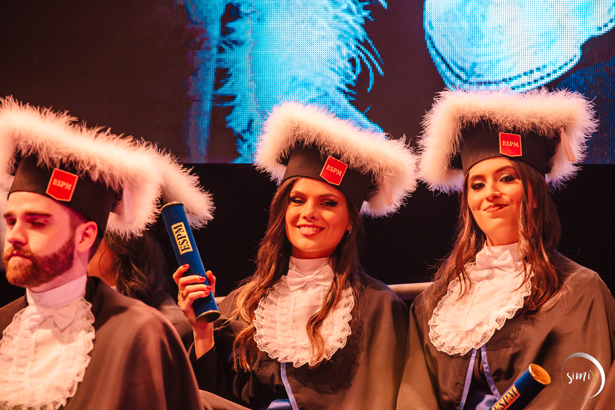 Formatura
Formanda
Formatura Porto Alegre
ESPM
SimiS Fotografia