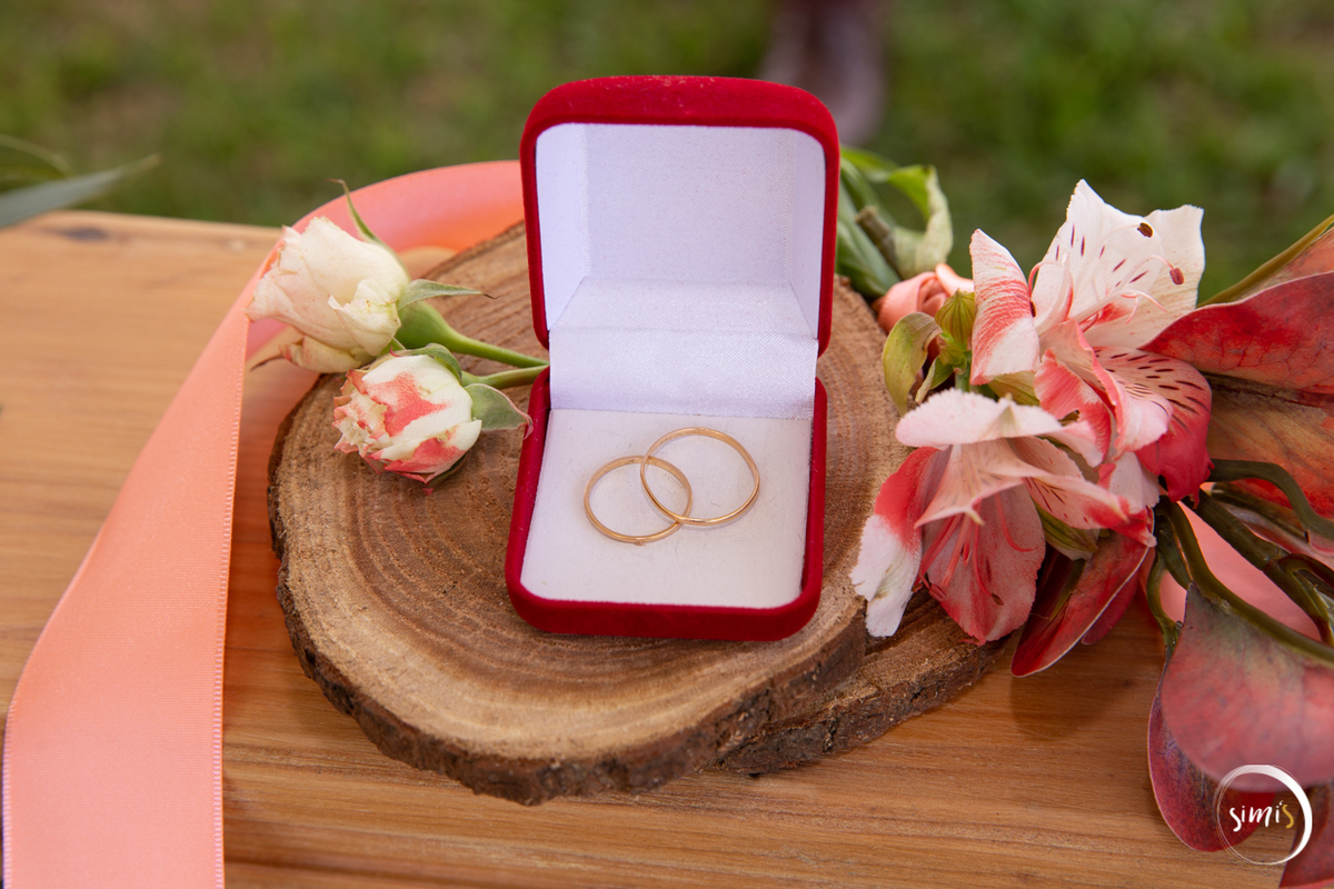 Ensaio de Família
Aniversario de Casamento
Renovação de Votos
Bodas de coral
Casamento
Casamento ao Ar Livre
Simi'S Fotografia
SimiS Fotografia
fotógrafo de Casamento
Vacaria