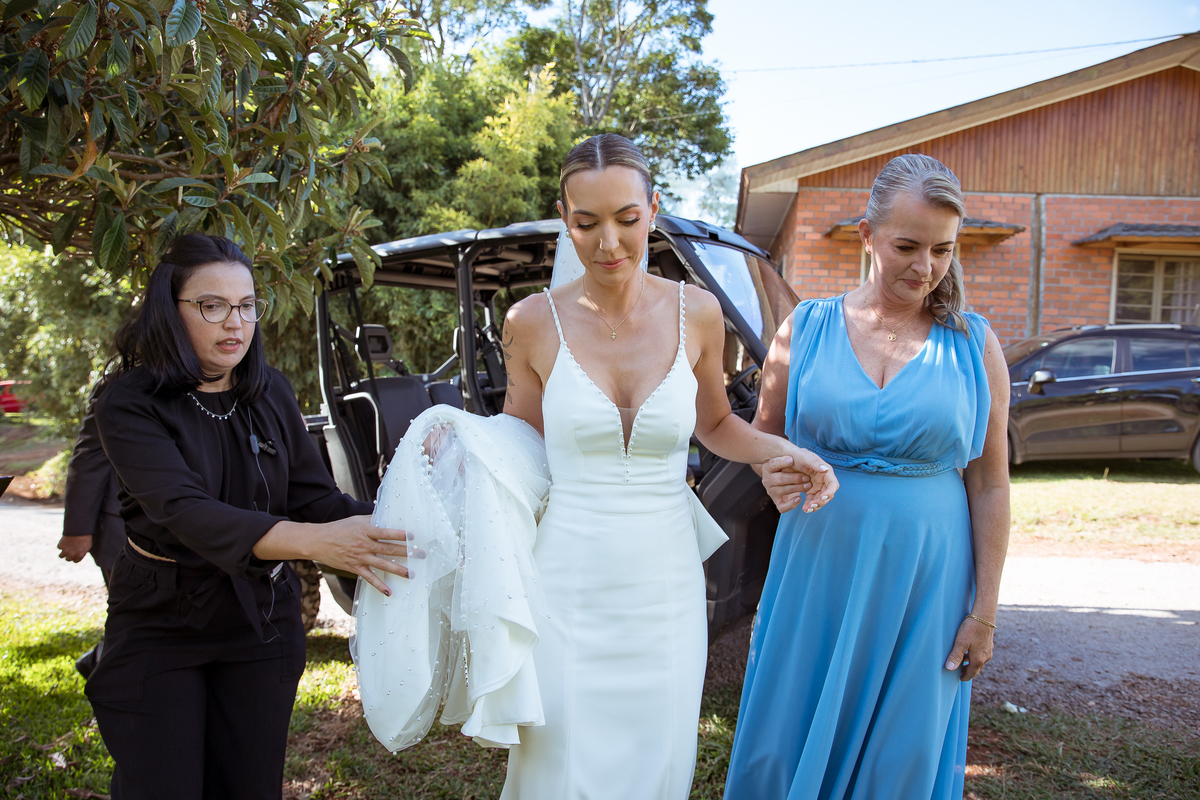 Ceremonial 
Cerimônia 
Cerimonialista
Aline Alves
Aline Alves cerimonialista