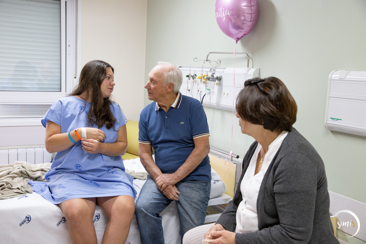 avós vão para o hospital
pais acompanham parto
