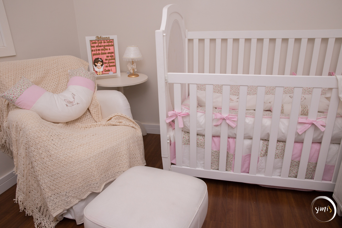 quarto de bebê 
foto de parto 