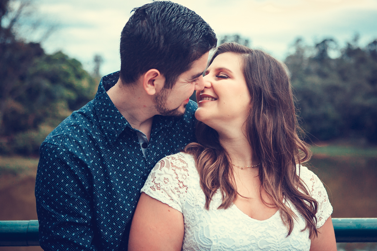 claudio feltrin fotografia registra lindo momento dos noivos namorando
