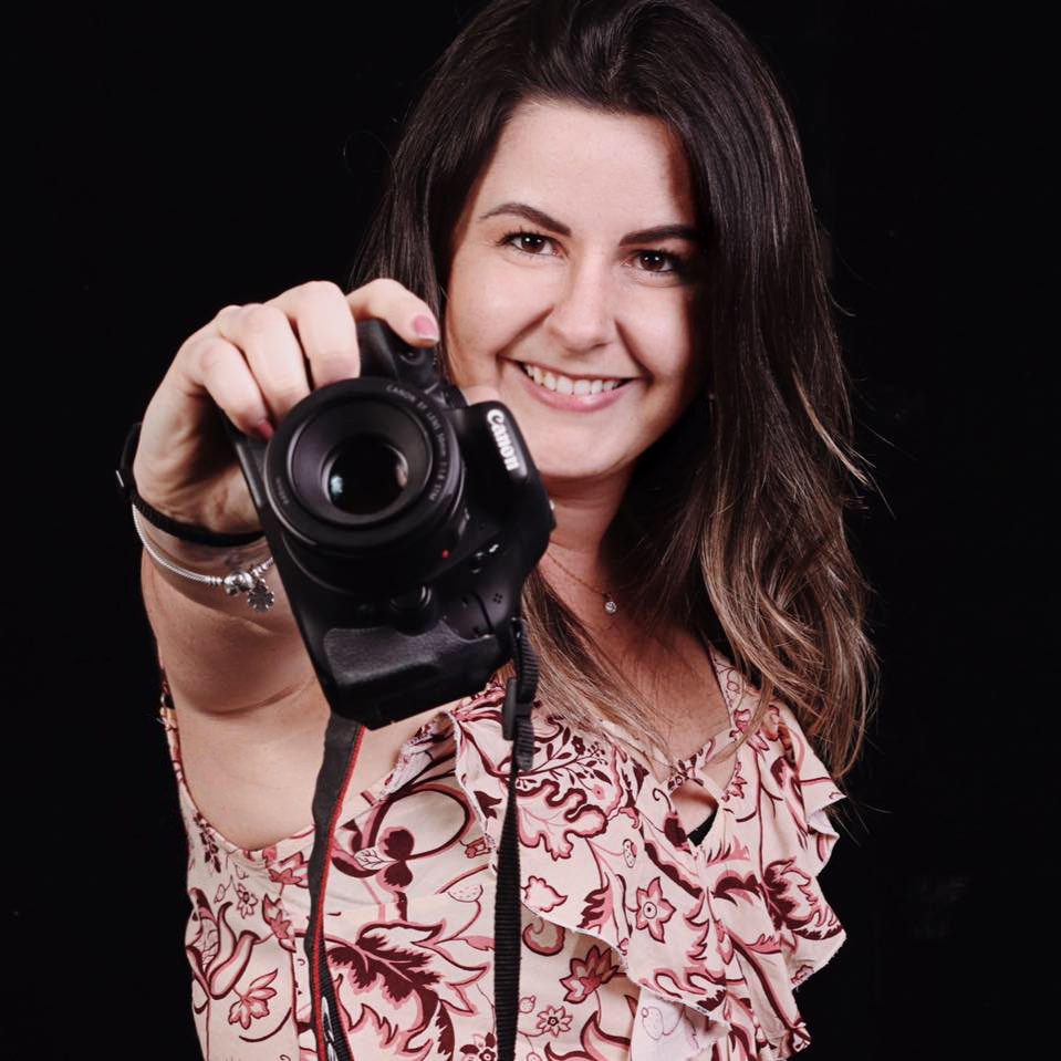 Sobre Carolina Bertachini Fotografia