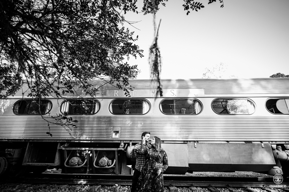 Ensaio em Piaraquara na região metropolitana de Curitiba, the Cave, uma vinícola situada numa ferrovia antiga do Paraná, com vagões antigos e uma estação das primeiras existente naquela região