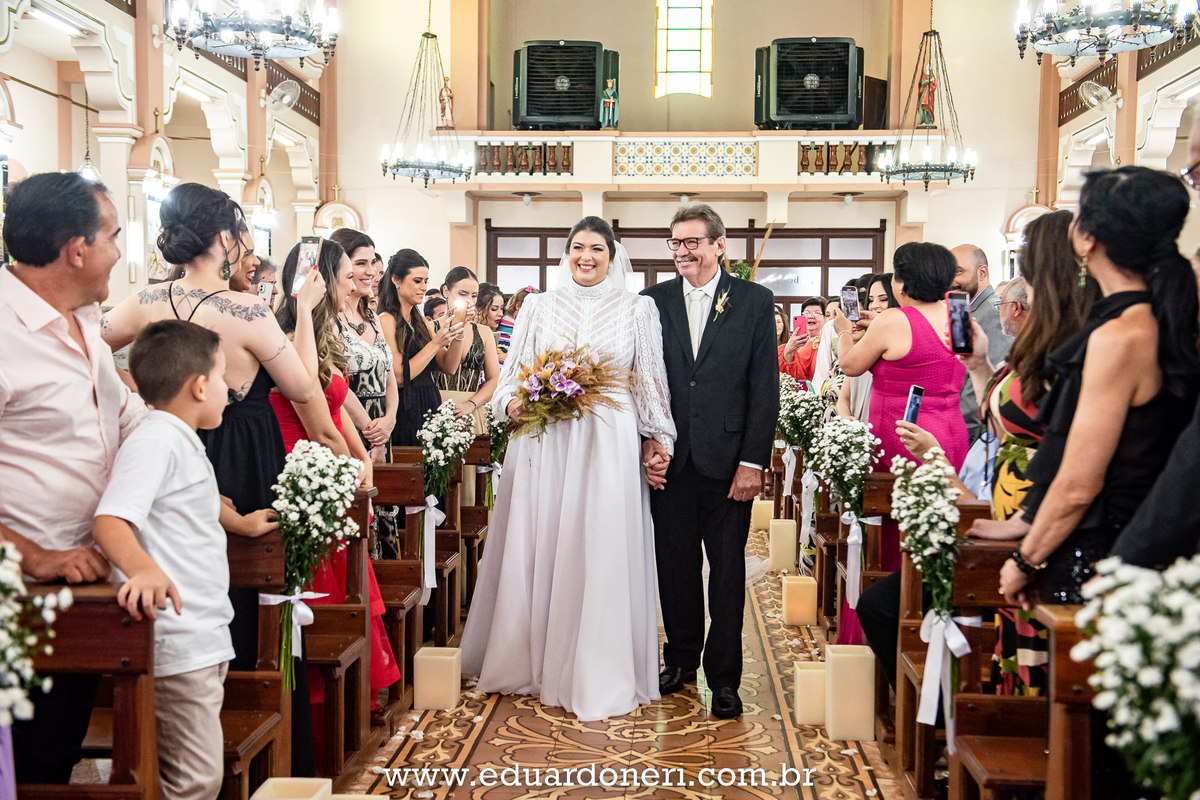 casamento realizado em Candido Mota em Sao Paulo na Igreja Matriz da cidade
