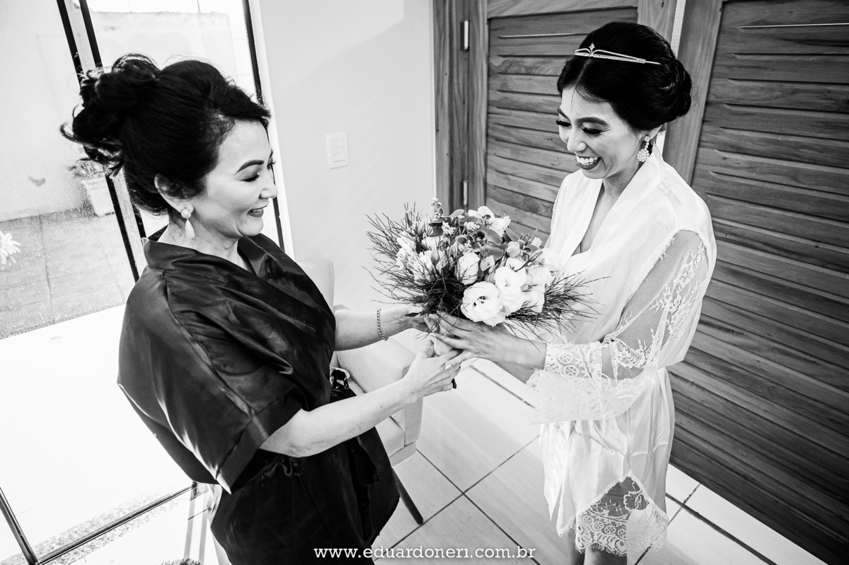 Making of da noiva no salão de Carol e Andressa Chirnev